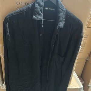 Zara Men's Black linen shirt
